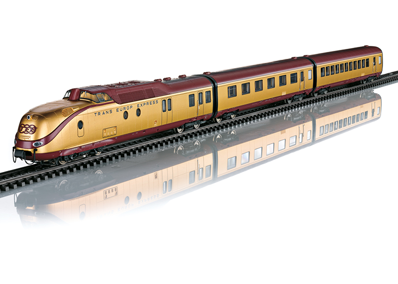 24k Gold Plated TEE VT 11.5 7-Unit Train Set