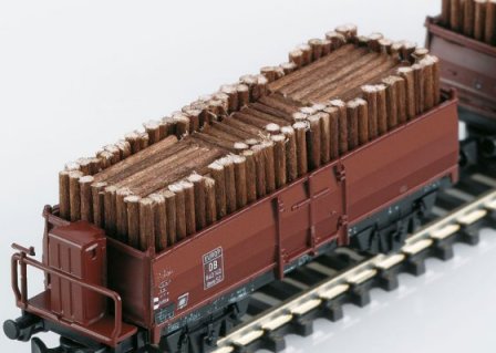 Wood Load Freight 4-Car Set, Era III
