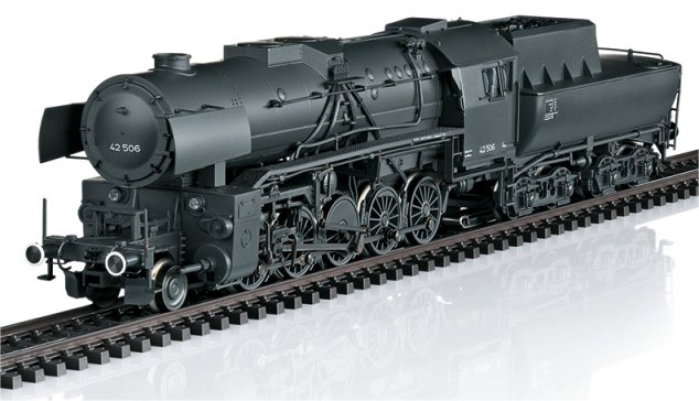 DRG cl 42 Heavy Steam Freight Locomotive w/Tub-Style Tender, Era II