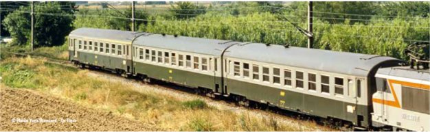 SNCF Nizza ? Paris Express Train Passenger Car Set
