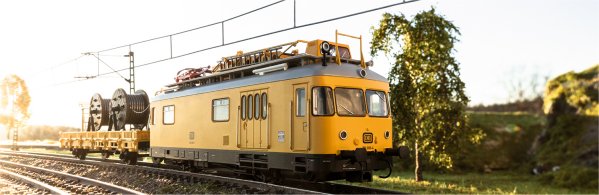 Class 701 Powered Catenary Maintenance Rail Car