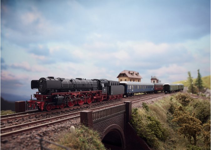 Steam Locomotive, Road Number 01 220