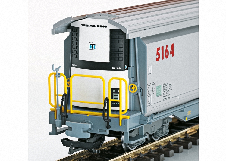Sliding Wall Boxcar with Refrigeration Equipment